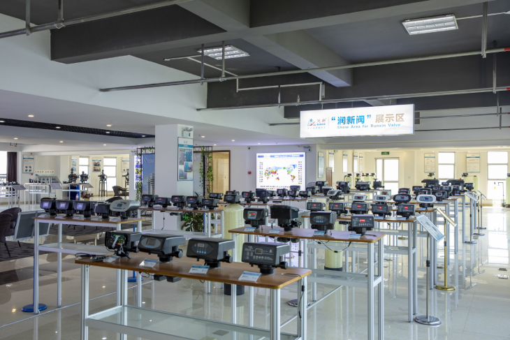 1647310555763518.jpg 501.jpg